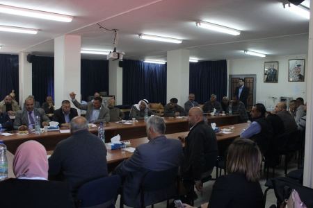ورشة عمل حول قانون تشجيع الأستثمار الفلسطيني في غرفة شمال الخليل