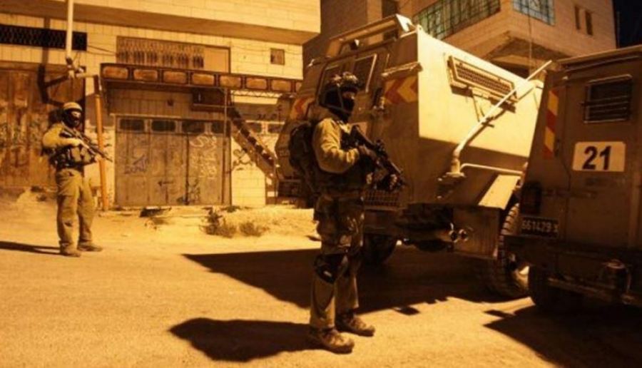 الاحتلال يسرق أموالا وذهبا من منزل في طولكرم