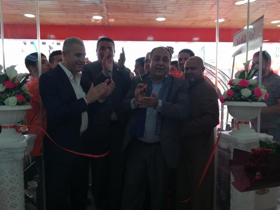  محافظ جنين اللواء إبراهيم رمضان يرعى افتتاح الفرع الثاني لأسواق العائلة التجارية