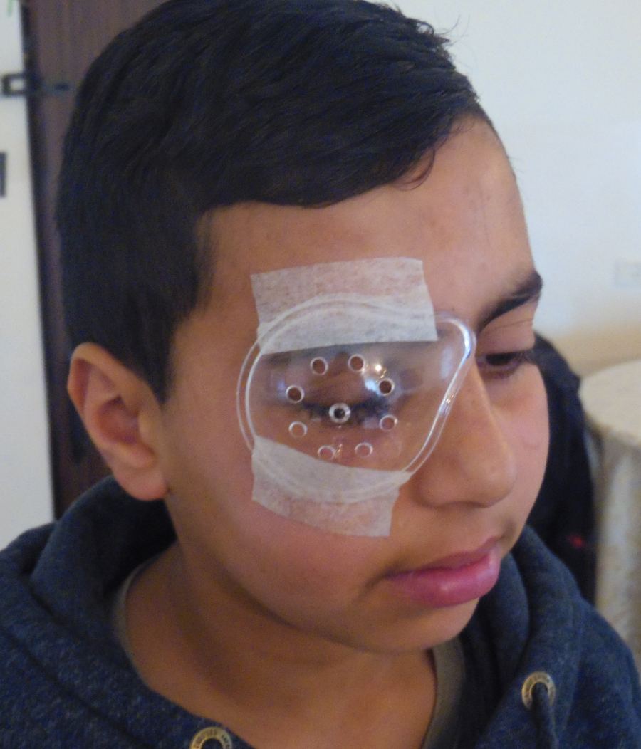 عيار 