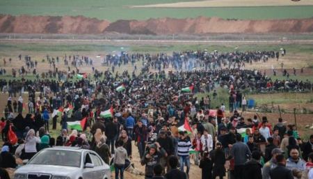 مسيرة العودة .. جمعة رفع العلم الفلسطيني