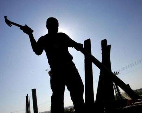 المجلس الوطني الفلسطيني يشيد بنضال وتضحيات عمال فلسطين ويطالب بإنصافهم