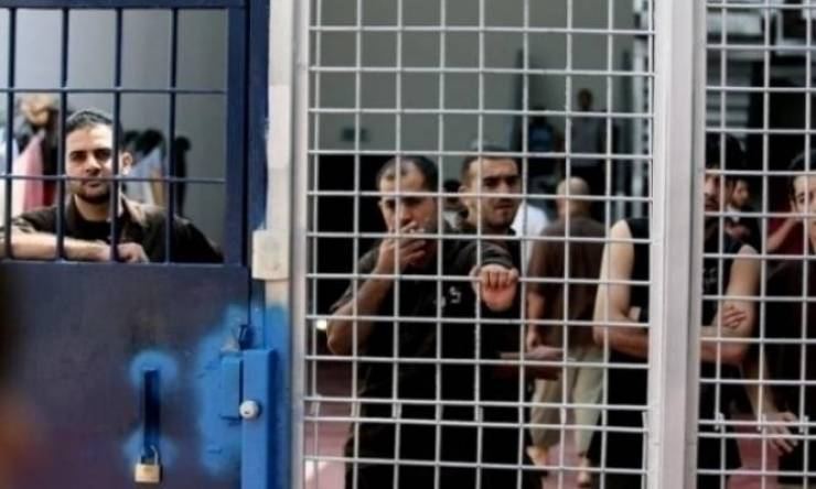 الاحتلال يرفض الحديث في قضايا مركزية للأسرى