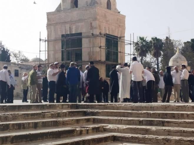  276 مستوطنا يقتحمون المسجد الأقصى