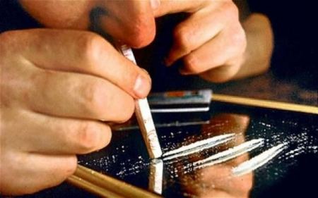 الشرطة تقبض على 4 اشخاص بحوزتهم مواد يشتبه انها مخدرة في ضواحي القدس