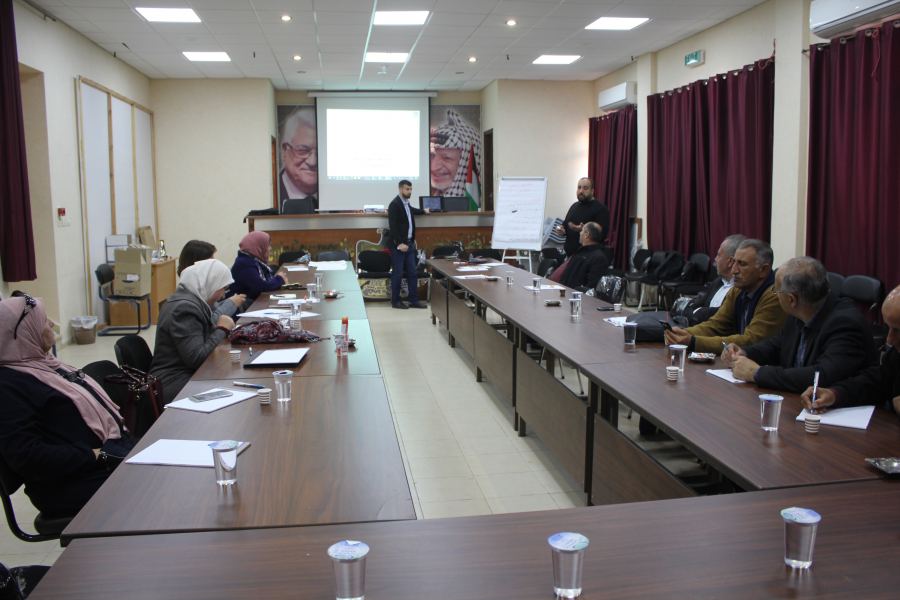 محافظ جنين يفتتح ورشة العمل لمناقشة أجندة وبرامج خطة التشغيل للعام 2019