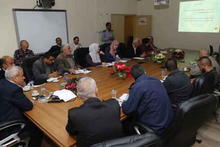قلقيلية: المحافظ يترأس اجتماع لجنة السلامة العامة