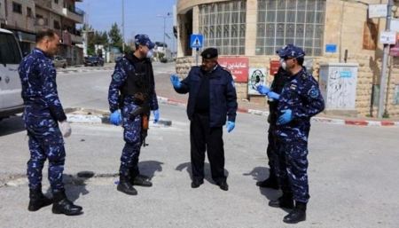  الشرطة تعقِّم 4 بلدات وتغلق محلات مخالفة وتؤمن عودة عمال في ضواحي القدس