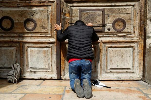  لأول مرة .. أبواب كنيسة القيامة مغلقة في عيد الفصح 