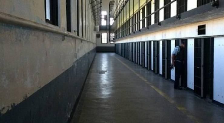 استشهاد أسير من رام الله في سجون الاحتلال