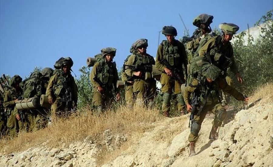 الاحتلال يعتقل 17 مواطنا من الضفة الغربية فجر اليوم
