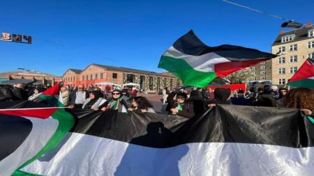 تضامن شعبي يوناني واسع مع شعبنا في وجه العدوان الاسرائيلي الأمريكي الهمجي وتنديد بمواقف الاتحاد الأوروبي المنحازة