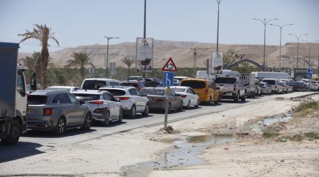 الاحتلال يواصل إغلاق أريحا ويعتقل 10 مواطنين