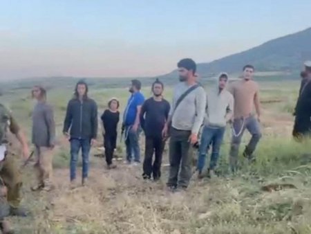 الأغوار: مستعمرون يعتدون على عين ماء ويمنعون المواطنين من ري مواشيهم 