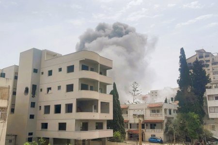 شهداء وجرحى في غارات إسرائيلية على غزة واستشهاد صياد في رفح