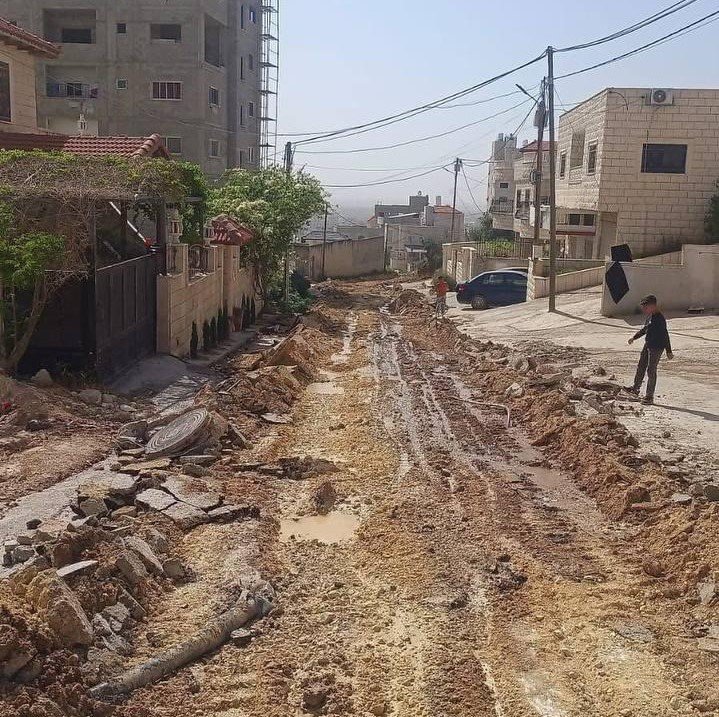 الاحتلال يجرف شوارع في ضاحية اكتابا بطولكرم ويحدث دمارا في البنية التحتية