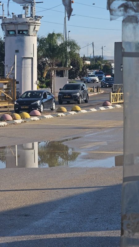 اكثر من 2000 سيارة من اهالي الداخل ينجحون بالدخول لجنين خلال ساعات