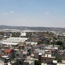 الاحتلال يجبر عائلة على إخلاء منازلها في بلدة زيتا شمال طولكرم