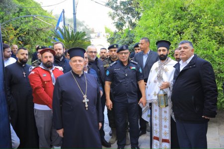 الشرطة تؤمن احتفالات الطوائف المسيحية "سبت النور" في نابلس