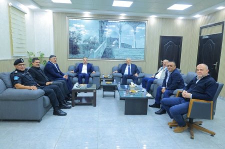 وزير الداخلية واللواء السقا يتفقدان مديرية شرطة محافظة نابلس