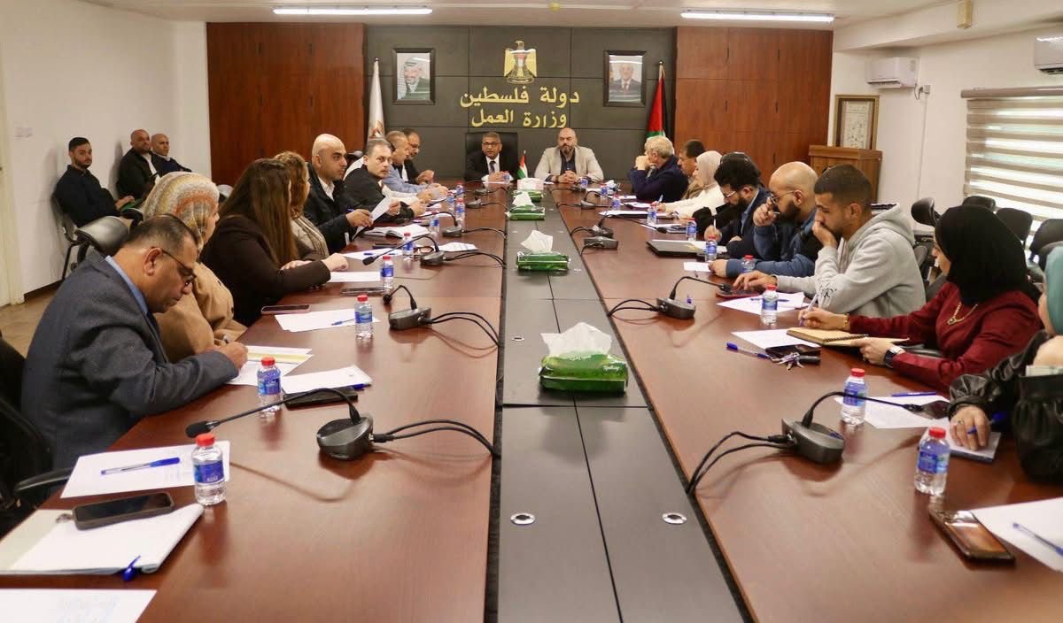 وزارة العمل والاحصاء الفلسطيني يطلقان دورة تدريبية مشتركة لتعزيز جودة البيانات وتطوير مؤشرات سوق العمل.