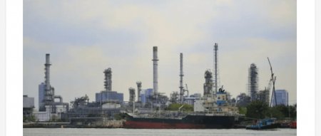 النفط يشتعل فوق 111 دولارا… وهرمز المشلول يدفع العالم نحو تضخم خطير