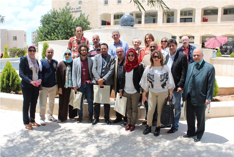 وفد من جنسيات عربية مختلفة يزور الجامعة العربية الامريكية للتعرف عليها