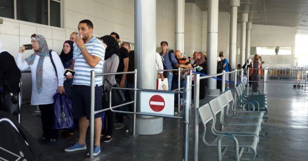 اعتقال فلسطيني من طولكرم على معبر الكرامة