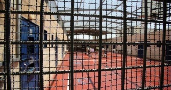 من أصل 1500: السماح بزيارة 39 أسيرًا مضربًا فقط