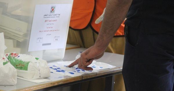 بدء التصويت في انتخابات الهيئات المحلية