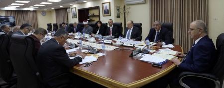 الحكومة تكلف وزير الحكم المحلي بتحديد موعد الانتخابات التكميلية