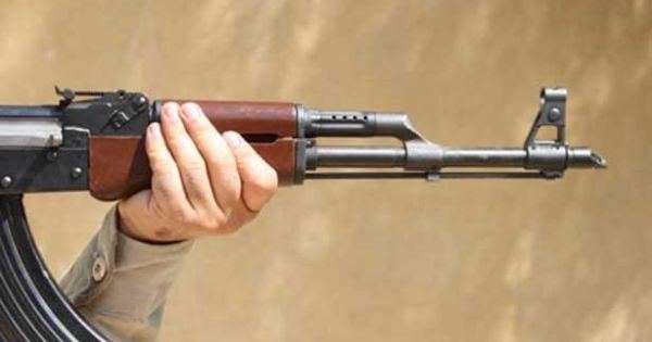 9 إصابات بتبادل لإطلاق النار في شجار عائلي
