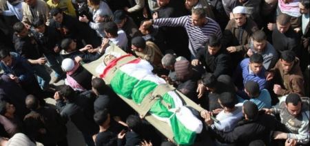 الاحتلال يسلم جثمان الشهيد الفتى رائد ردايدة
