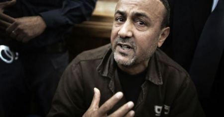 قراقع: البرغوثي يعيش في زنزانة تشبه القبر