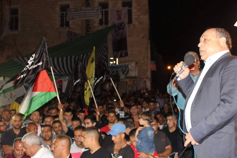  المحافظ يعزي باستشهاد الاسير المحرر مازن المغربي و يطمئن على الاسرى المضربين في خيمة الاعتصام في جنين 