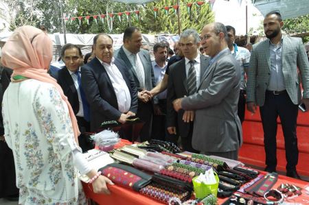 افتتاح فعاليات اليوم الوطني للتضامن مع الأسرى في سجون الاحتلال