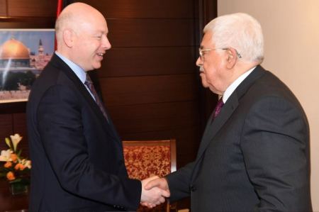 الرئيس يعرب عن ضعف الأمل في رد "الوساطة الامريكية" بقضية الاسرى