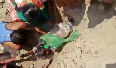 دفنوها وهي حية لهذا السبب