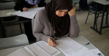 قرابة 44 الف متقدم لاختبار وظائف التعليم