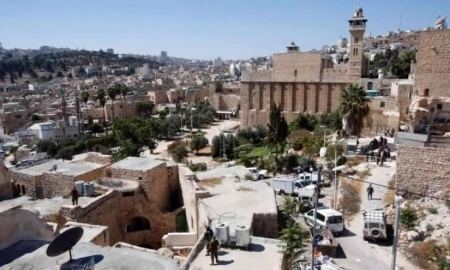 الخليل: أبو عيطة يدعو لدعم صمود مواطني البلدة القديمة