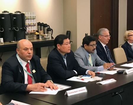  الأستاذ الدكتور عماد عبد الخالق يشارك في اجتماع لجنة البورد العالمية في تقويم الاسنان بالولايات المتحدة