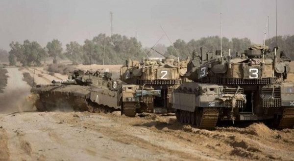 دبابات الاحتلال تحاصر طفلة داخل مركبة في مدينة غزة بعد أن قتلت أفراد عائلتها