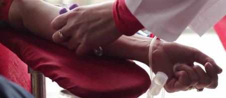 الشرطة تنظم حملة للتبرع بالدم في قلقيلية