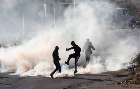 إصابة فتى برصاص الاحتلال غرب رام الله