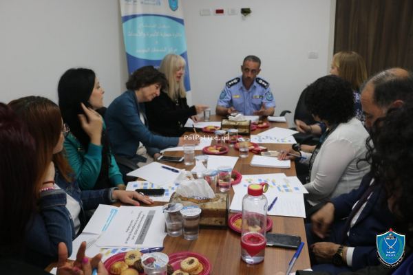 وحدة حماية الأسرة والاحداث تستقبل وفد من الخارجية الهولندية