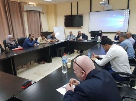 كلية الدراسات العليا في خضوري تختتم سلسة من الندوات العلمية