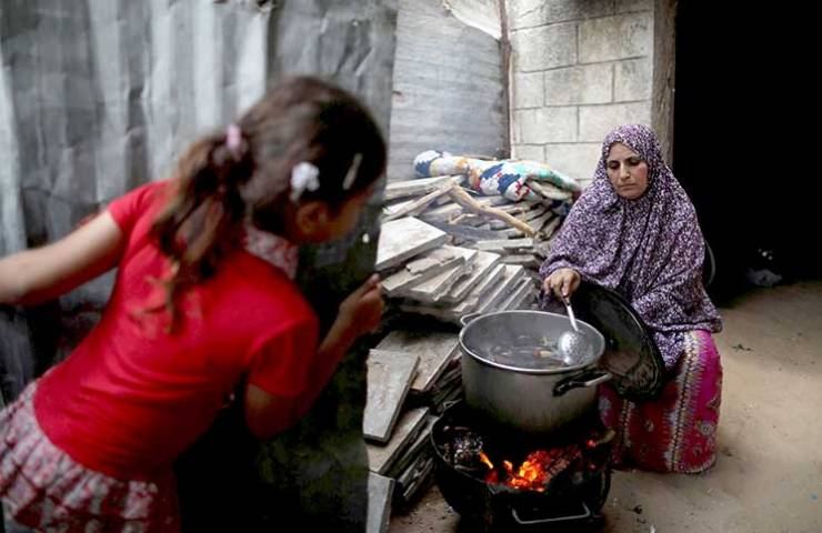 الأونروا: الجوع قد يهدد مليون لاجئ بغزة بحلول حزيران
