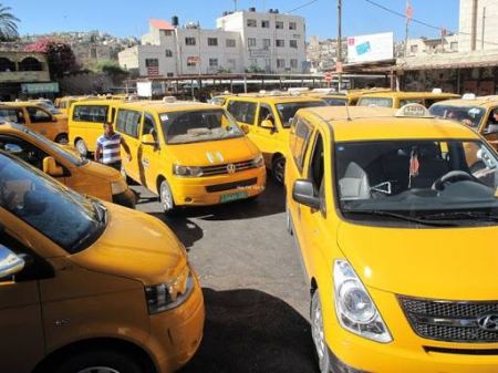 وزير المواصلات: لهذا السبب فرضنا الزي الموحد على سائقي العمومي والحافلات
