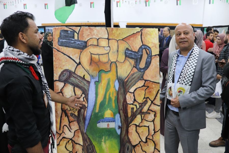 د. أبو هولي يفتتح الأوبريت الوطني ومعرض الفن التشكيلي في المحافظات الجنوبية احياء لذكرى النكبة