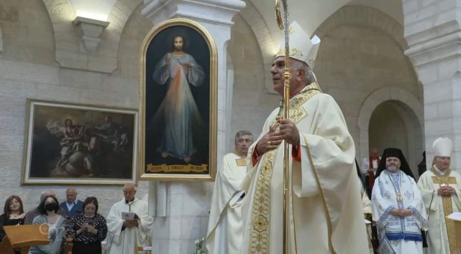 الشرطة تؤمن وتشارك في إستقبال المطران جمال دعيبس في جنين